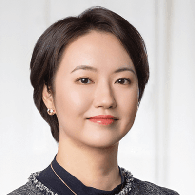 Vanessa Tang Headshot